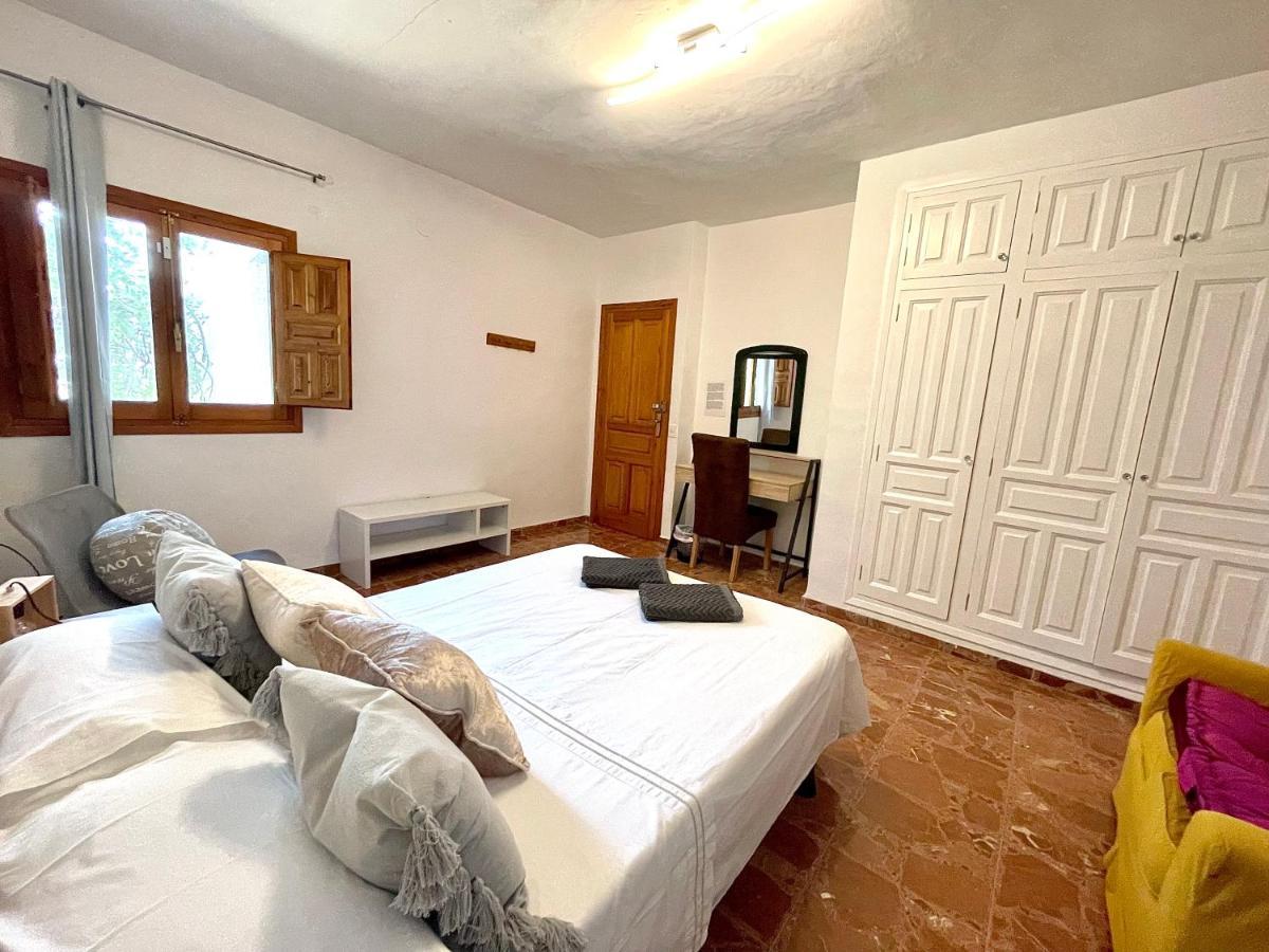 Casa De Huespedes , Adriana * Javea