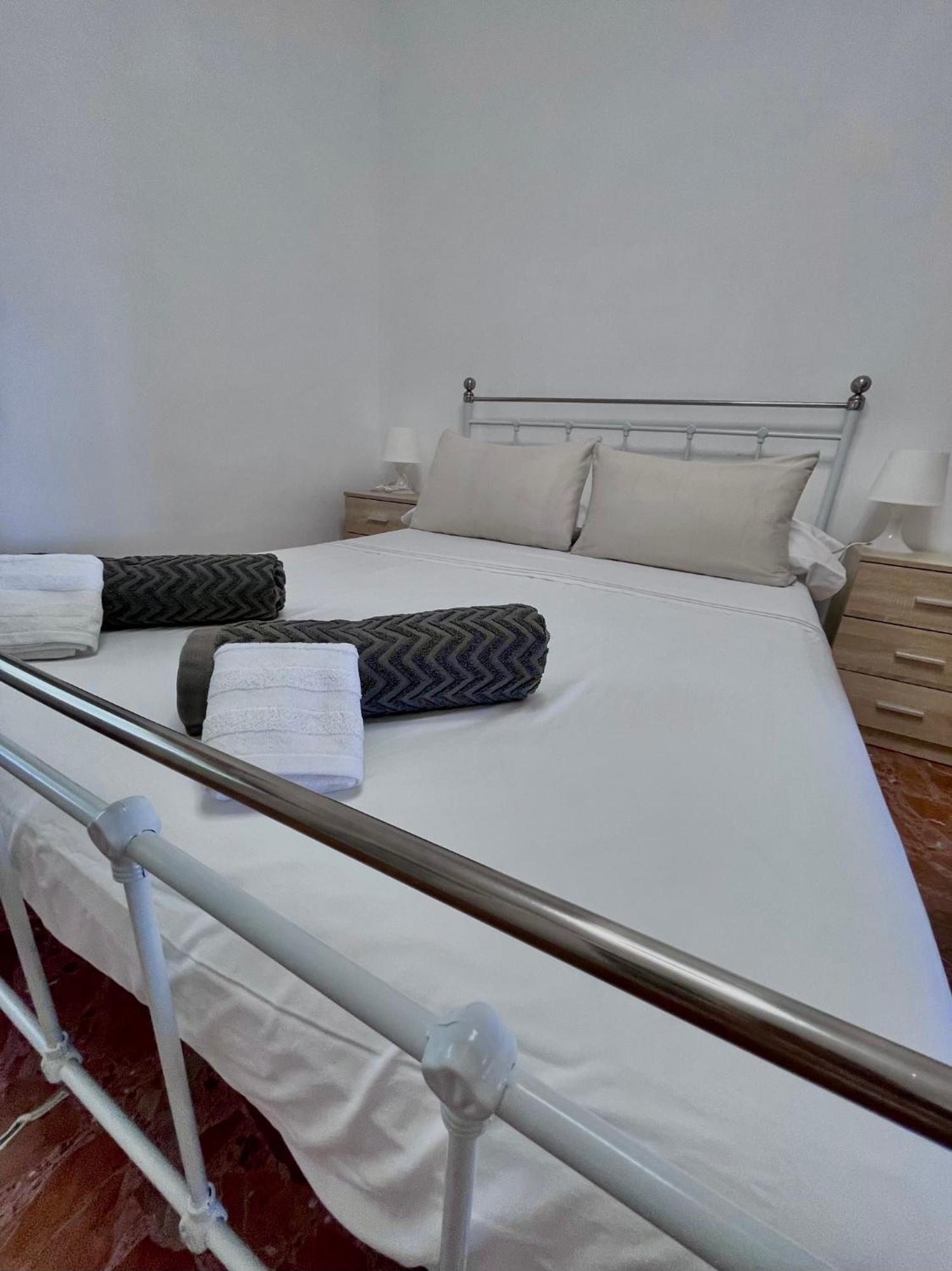 Casa De Huespedes , Adriana * Javea